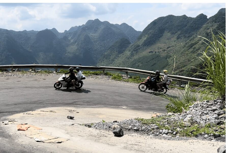 1 Day Ha Giang Loop Tour by Motorbike with Easy Rider - Real - Lunch Near Lung Tam