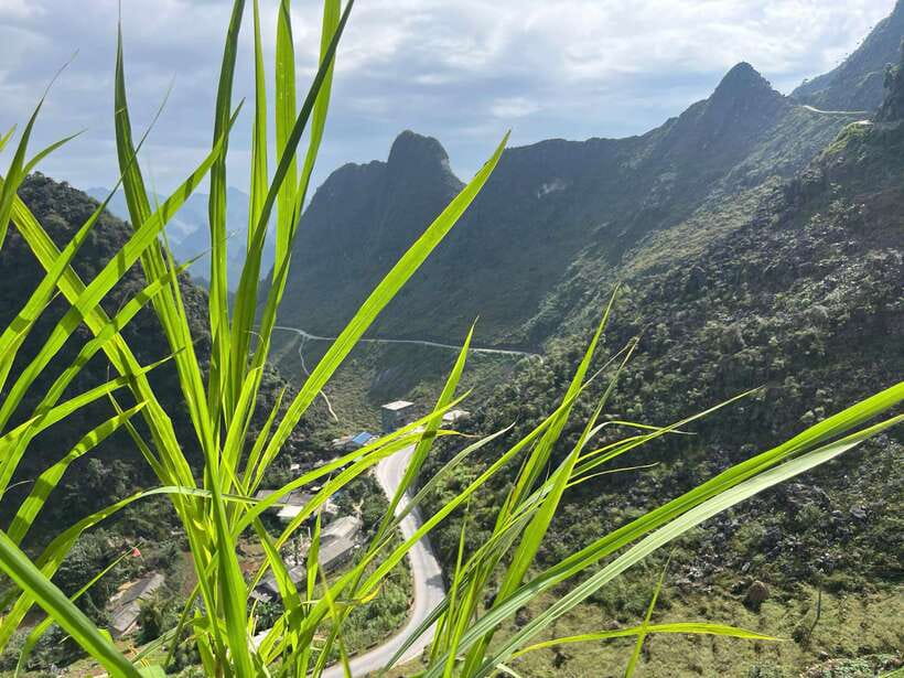 1 Day Ha Giang Loop Tour by Motorbike with Easy Rider - 7:30 AM pickup and breakfast at Ha Giang Hoppers Hostel