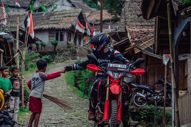 1 Day Motorcycle Tour To Citorek Banten West Of Java - Crossing the Cisadane River