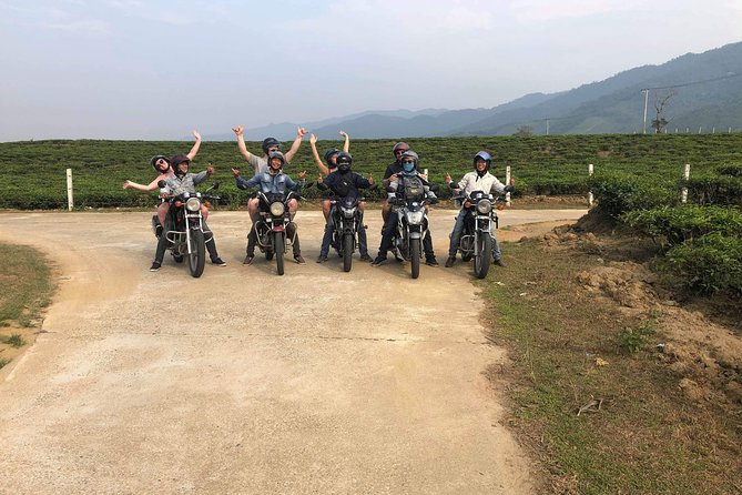 2 day motorbike trip from Hue to Hoi An by Mister T - Lunch at Lang Co Beach