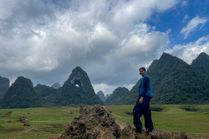 2 Days Motorbike Tour Ban Gioc Waterfall & Mt. Angel Eye Hike - Truc Lam Temple and the first night