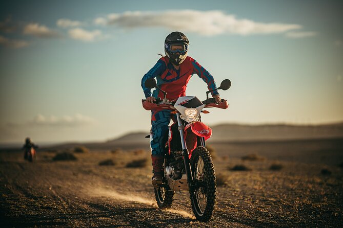2-Hour Motorcycle Enduro Trip in Fuerteventura - What happens during the extra hour