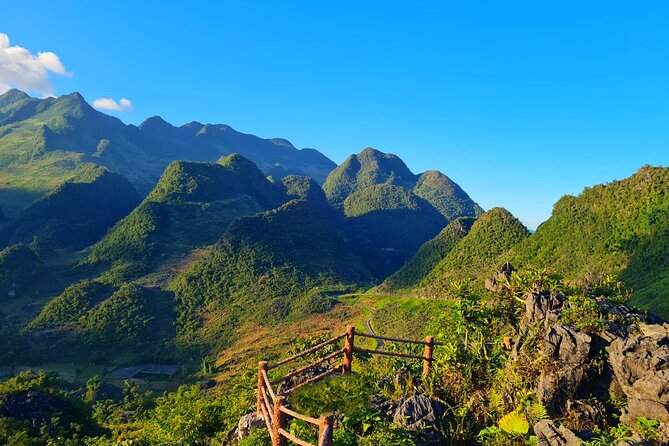 3-day Motorbikes Adventure Tour via Ha Giang Loop - Day two: Dong Van, mountain roads, and the Nho Que River