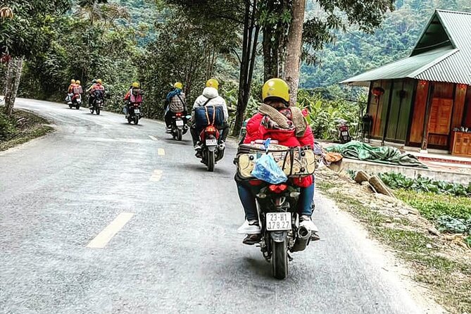 3 Days and 3 Nights Ha Giang Motorbike Tour - Day one on the road: Quan Ba and Yen Minh