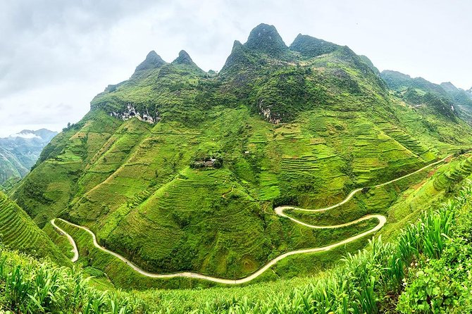 3-Days Ha Giang Adventure Loop Tour With Easy Riders - Du Gia homestay and the social side of the trip