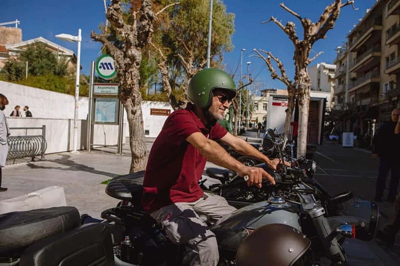 Acropolis of Athens: 60′ Tour in a Vintage Motorcycle - Thisseion and the route between sights