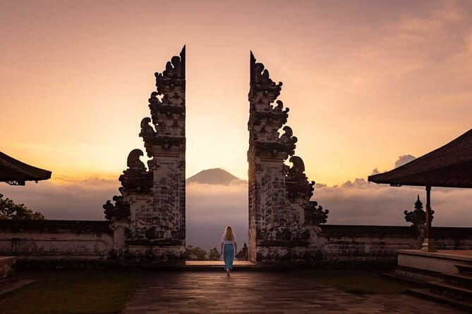 Balinese Street Food Tour By Motorbike All You Can Eat and Drink! - Riding between temples, landmarks, and dinner