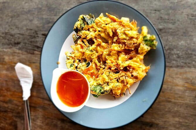 Balinese Street Food Tour By Motorbike All You Can Eat and Drink! - Guides who make the food easier to understand