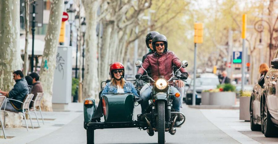 Barcelona: Half Day Tour on Sidecar Motorcycle - Passeig de Gràcia and Gaudí’s famous façades