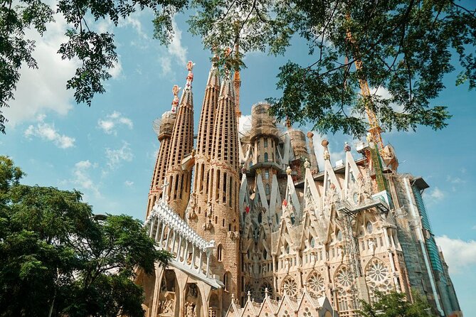 Barcelona Private Tour by Sidecar Motorcycle - The sidecar details that matter most