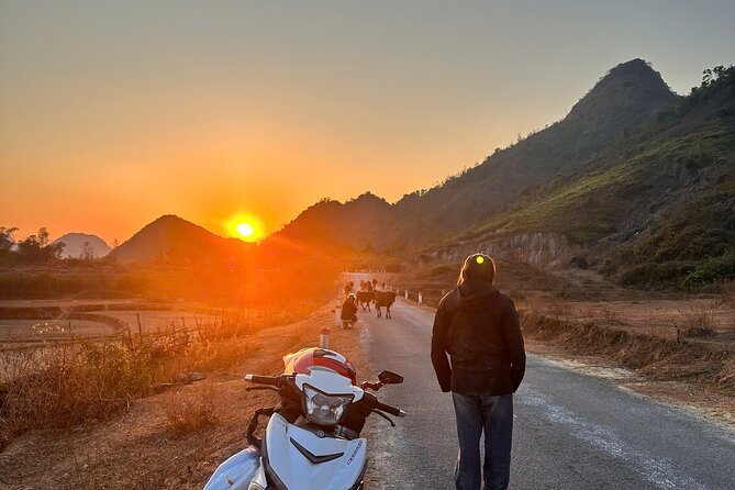 Cao Bang Loop 3 Days Easy Rider with The Loop Tours - Day 3: Nguom Ngao Cave and Ban Gioc Waterfall