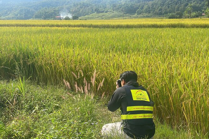 Cao Bang Loop Tour 3D2N by Motorbike, Car or Jeep - Ma Phuc Pass and Phia Thap Village on day two