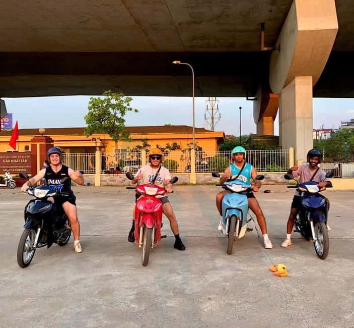 Chicks n Bikes: Customised Motorbike Riding Lesson in Hanoi - Moving from the parking area to Hanoi roads