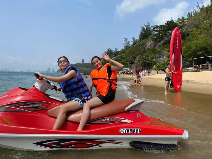 Da Nang: Coral Snorkelling and Water Motorbike Experience - Arriving at Bãi Đá on Sơn Trà Peninsula