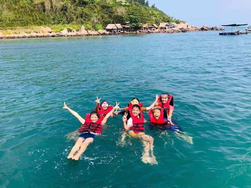 Da Nang: Coral Snorkelling and Water Motorbike Experience - Banana float option for groups of four