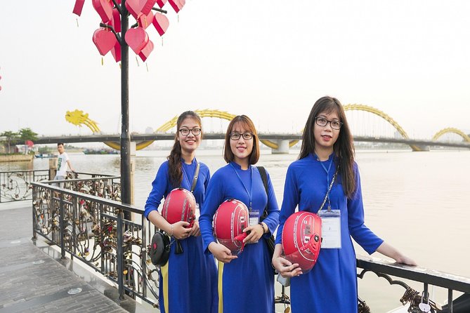 Da Nang Food Tour By Motorbike With Aodai Lady Rider - Why a motorbike makes this food tour different