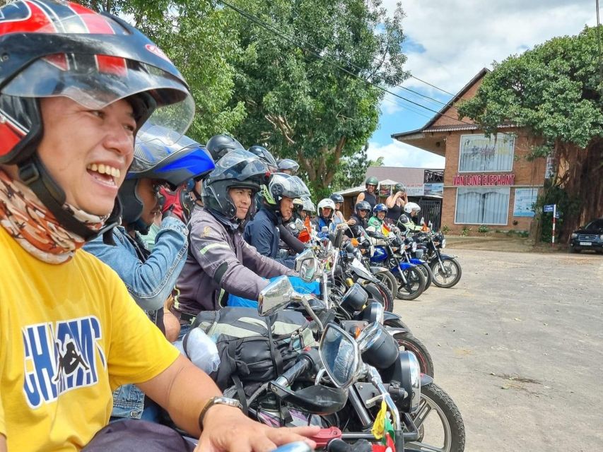 Dalat Easy Rider Motorbike Loop Day Tour - Me Linh Coffee Garden and weasel coffee