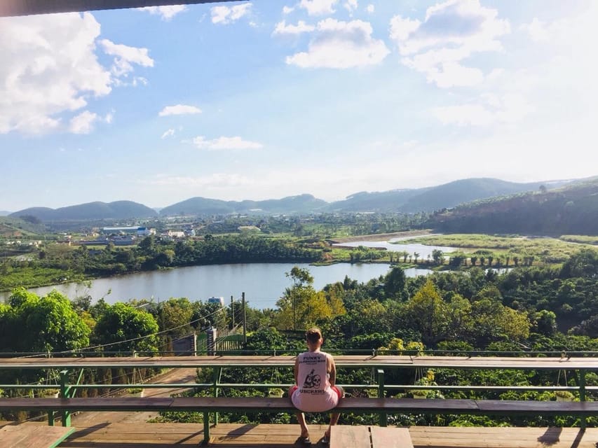 Dalat Group Easy Rider - Elephant Fall-Pagoda-Weasel Coffee… - Van Thanh Flower Village shows Dalat’s farming side