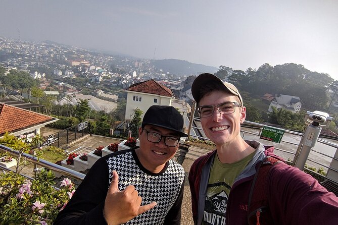 Dalat Student City Tour By Motorbike - Robin Hill and the cable car to Truc Lam