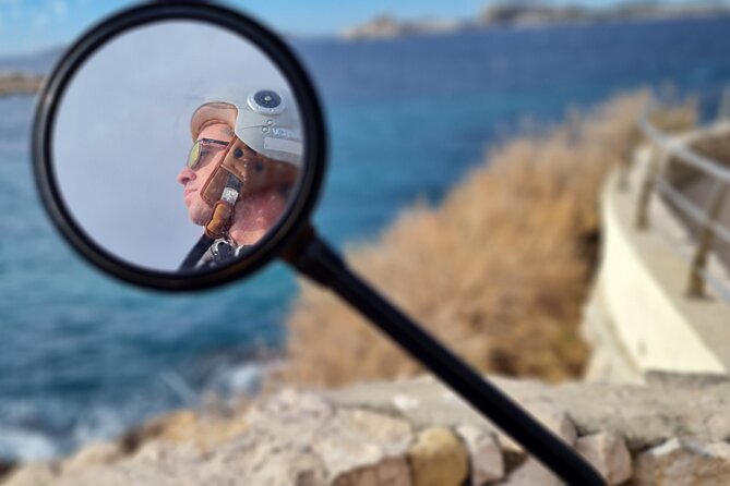 E-motorbike virtual guided tour in Marseille - The Corniche, Malmousque, and Vallon des Auffes