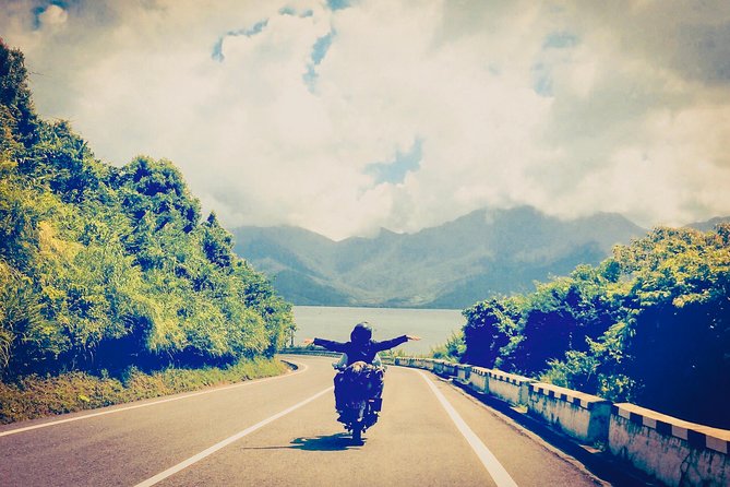 Easy Rider private tour via Hai Van pass from Hue - Da Nang - Hoi An (1Way|Loop) - Lang Co Beach and lunch by the water
