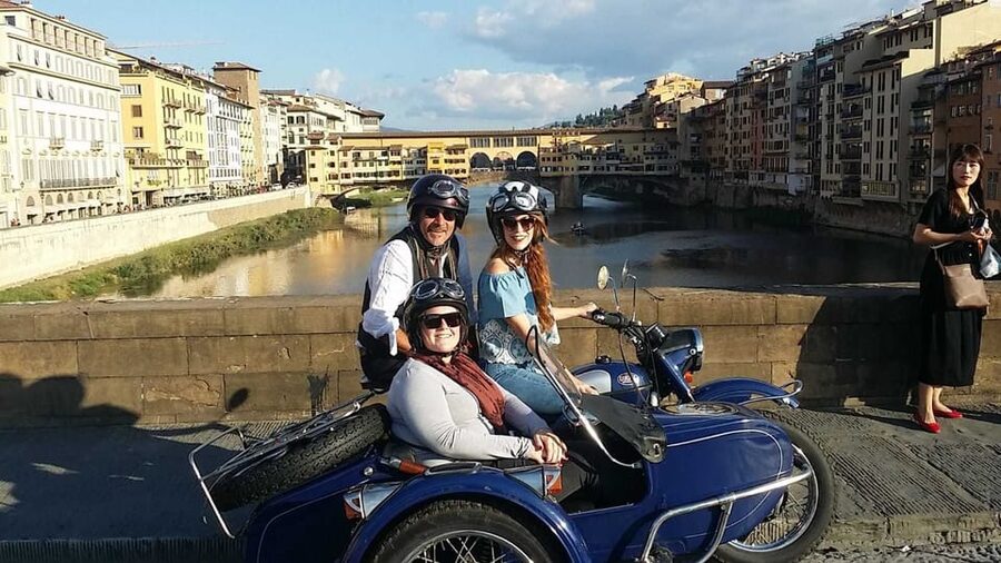 Florence Vintage Motorcycle Sidecar ride - Morning or Sunset - Why a sidecar is a smart way to see Florence