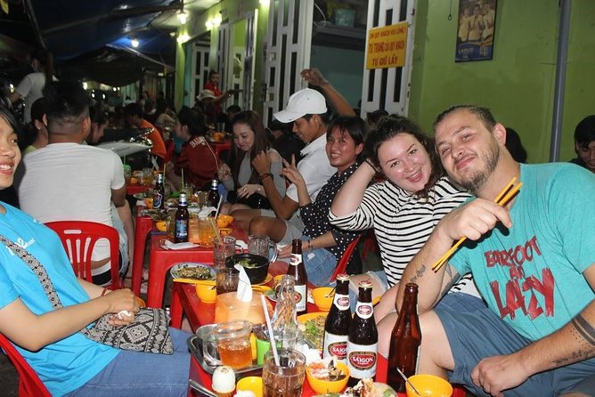 Food Tour by motorbike with local students - Dessert and the Pace of the Evening