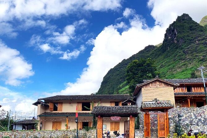 From Ha Noi: Ha Giang Motorbike Loop Tours (Group) - Dong Van and the Hmong King’s Palace