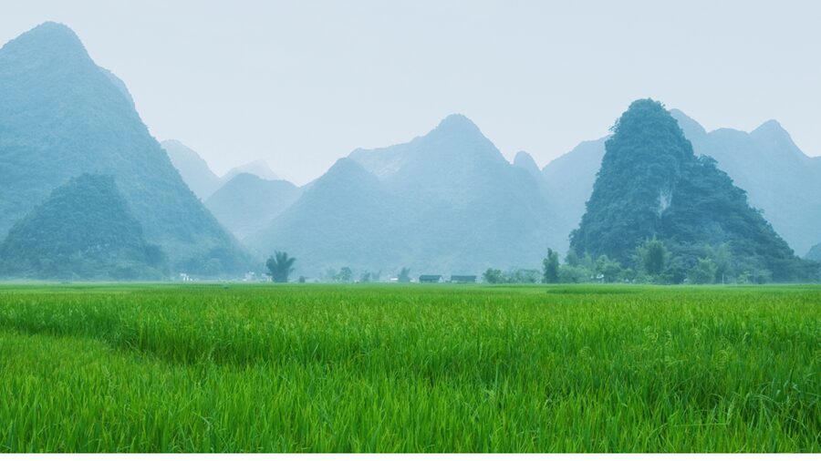 From Hanoi: Easy Rider 2 Day Motorbike Tour of Cao Bang Loop - Day one: Ma Phuc Pass to Angel Eye Mountain