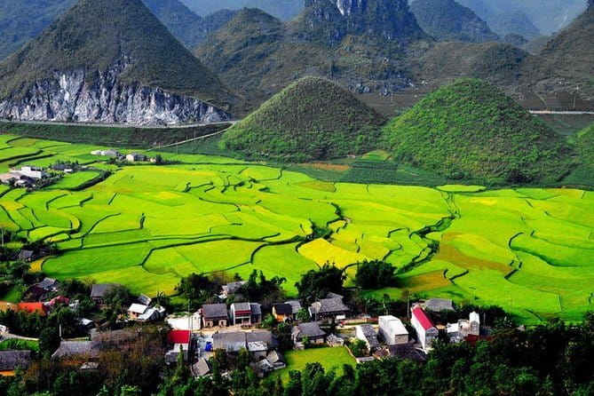From Hanoi: Ha Giang Loop Tour 3 Nights 2 Days with Motorbike/Car - What the $150 Ha Giang tour really includes