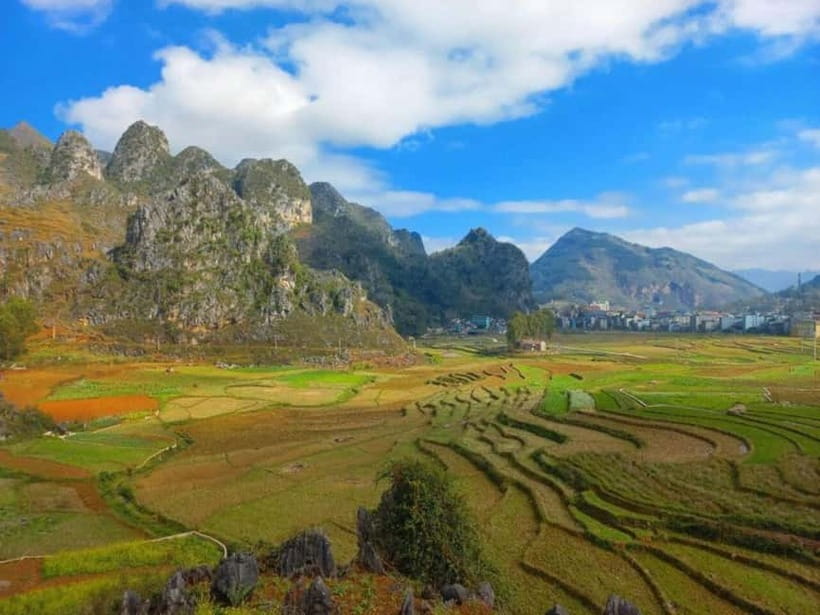 From Sapa: 4-Day 4-Night Ha Giang Loop Motorbike Tour - Day four: Waterfall swimming and Lung Tam textiles