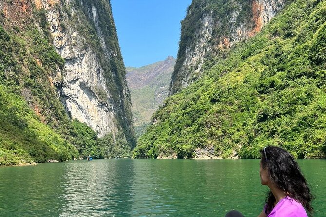Guided Multi-2D/ 3D/ 4D Motorbike with JASMINE Tour in Ha Giang - What the $199 price really buys you