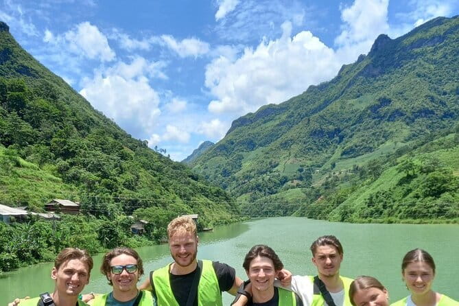 Ha Giang Loop 2 days 1 night with easy Rider - Starting in Ha Giang at 8:00 a.m.