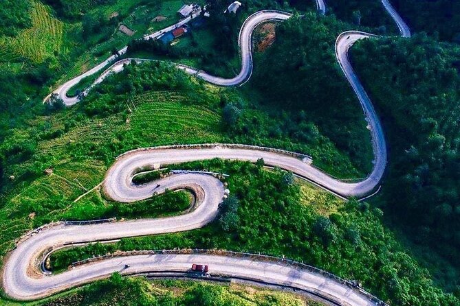 Ha Giang Loop 3D/2N Private Tour with Easy Rider - Day two: Lung Cu and the dramatic Ma Pi Leng Pass