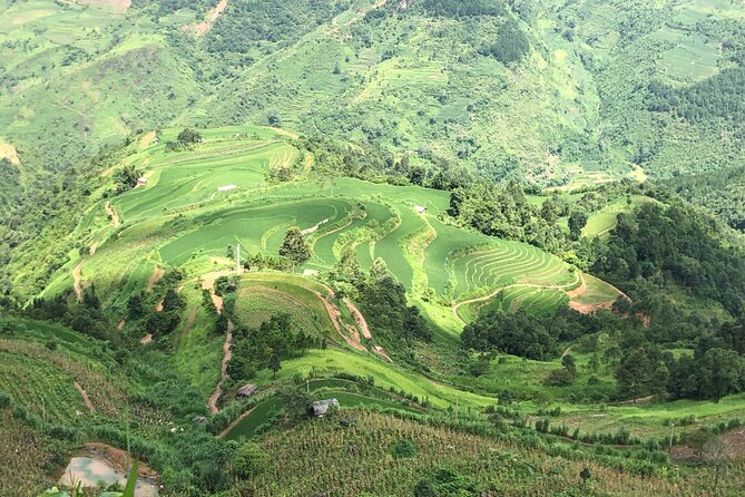 Ha Giang Loop Backpacker Tour, Small Group within Easy Riders - Day one: Quan Ba Heaven Gate and the road to Yen Minh