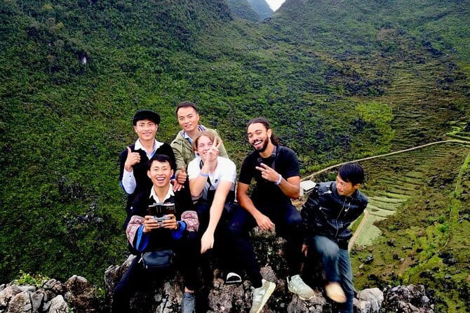 Ha Giang Loop Motorbike Tour 3 Days from Hanoi Private Room - What the $249.90 price really covers