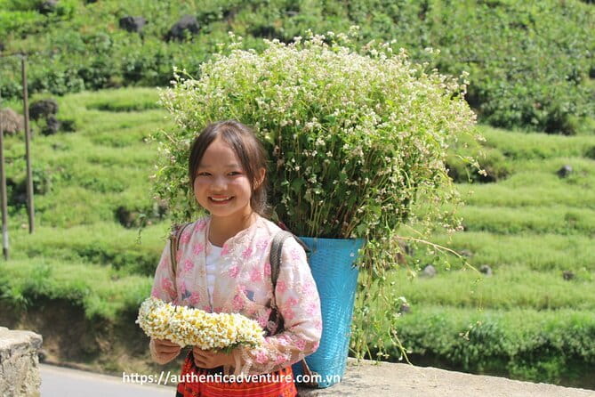 Ha Giang Loop Motorbike Tour 3 Days from Hanoi Private Room - Du Gia morning: waterfall, market, and a quieter pace