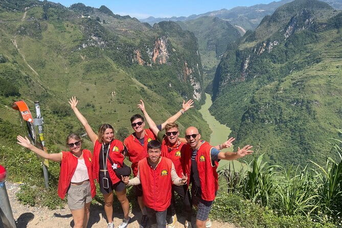 Ha Giang Loop Motorbike Tour 3 Days from Hanoi Private Room - The return route through Lung Ho and Yen Minh