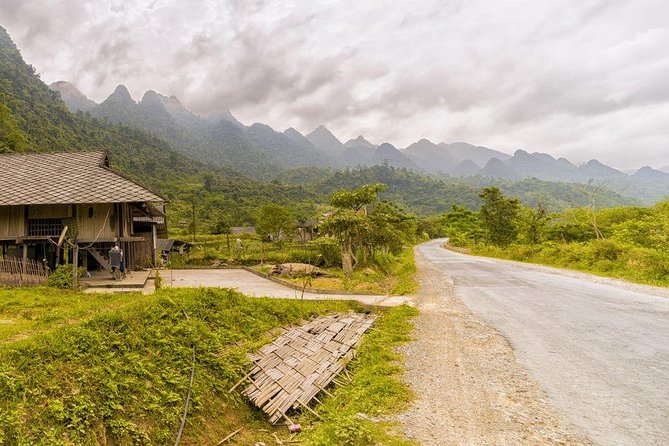 Hagiang Loops Easy Rider 3D2N: (Join in Small Group-Private Room) - Day three: rice terraces, a White Mong family, and the long return