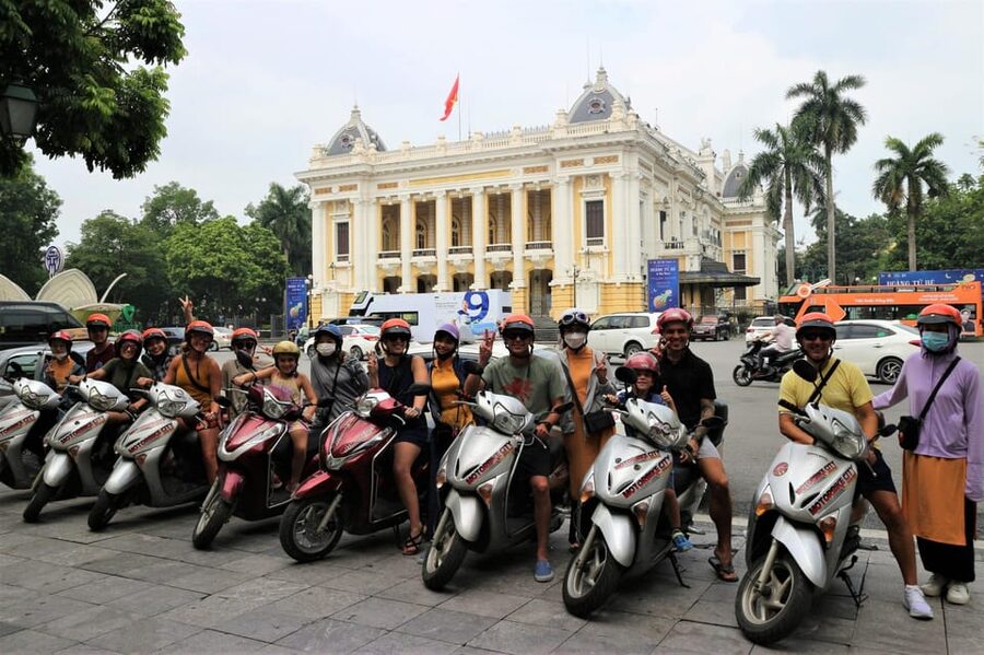 Hanoi Adventure Tour by Motorbike - The Ho Chi Minh Complex and Ba Dinh Square