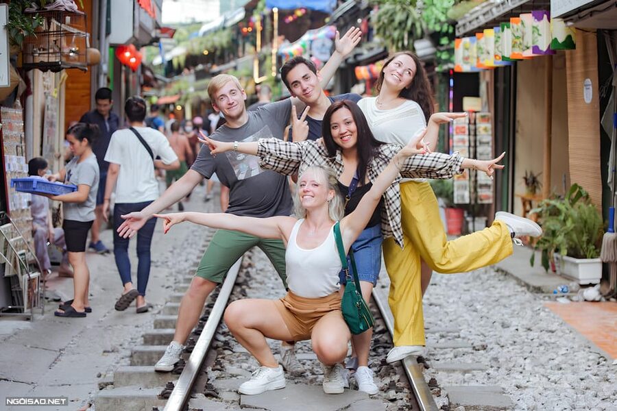 Hanoi Adventure Tour by Motorbike - Riding through Hanoi by motorbike