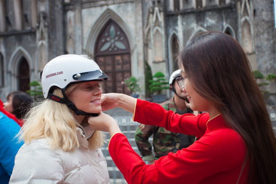 Hanoi: City Sightseeing Motorbike Tour - Timing, clothing, and small practical details