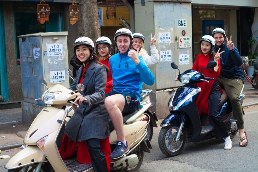 Hanoi: City Sightseeing Motorbike Tour - Walking through the Temple of Literature