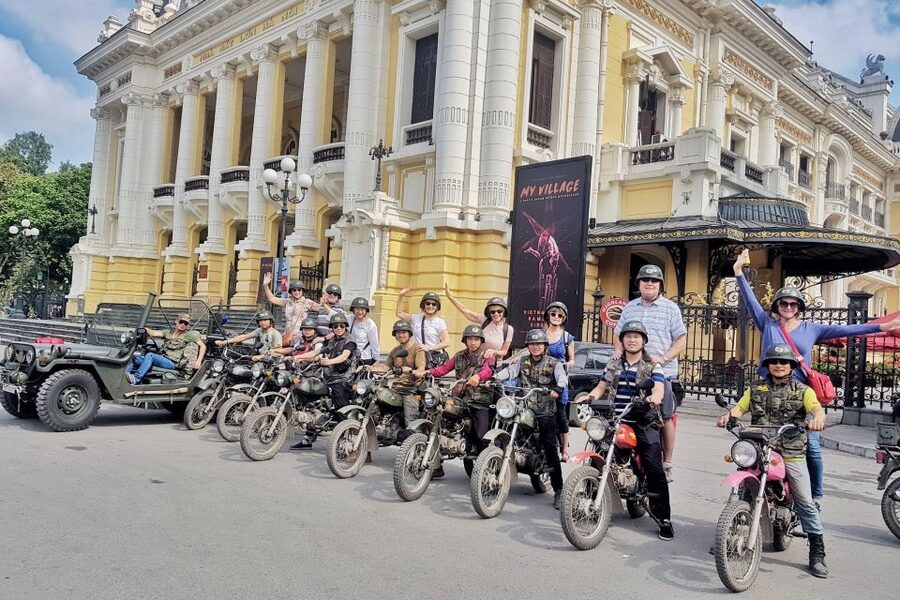 Hanoi Food, Culture, Sightseeing & Fun By Vintage Motorbike - Finishing with local food at the café