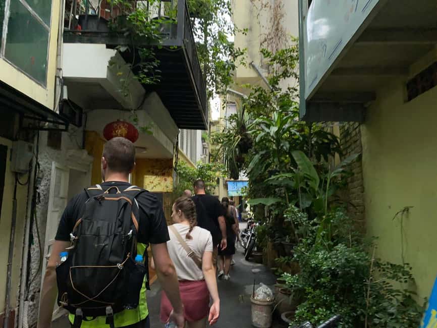Hanoi Food Tour Visit Train Street Option Walk Motorbike Car - What the Train Street option really means
