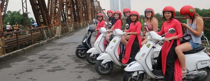 Hanoi Hidden Gems: Jeep, Vespa or Motorbike Tour - Huu Tiep Lake and the B-52 wreck