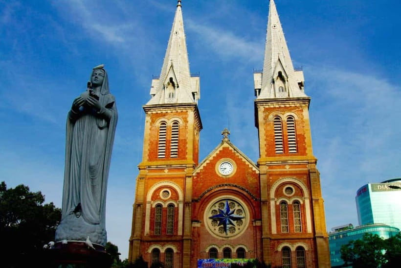 Hanoi Hidden Gems: Jeep, Vespa or Motorbike Tour - Starting in Hanoi’s streets and alleys