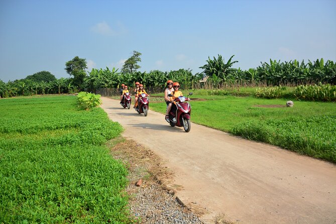 Hanoi Motorbike Led By Women: Hanoi Countryside Motorbike Tours - Hoi Phu and the work behind a simple broom