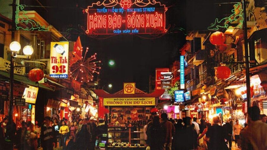 Hanoi Night Lights Food Tour by Motorbike - Who should book this motorbike food tour?