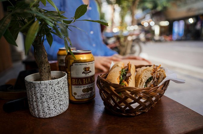 Hanoi Scooter Tour: History, Culture, Train Street on Motorbike - Lunch and local flavors at Bếp Vua Chả Cá